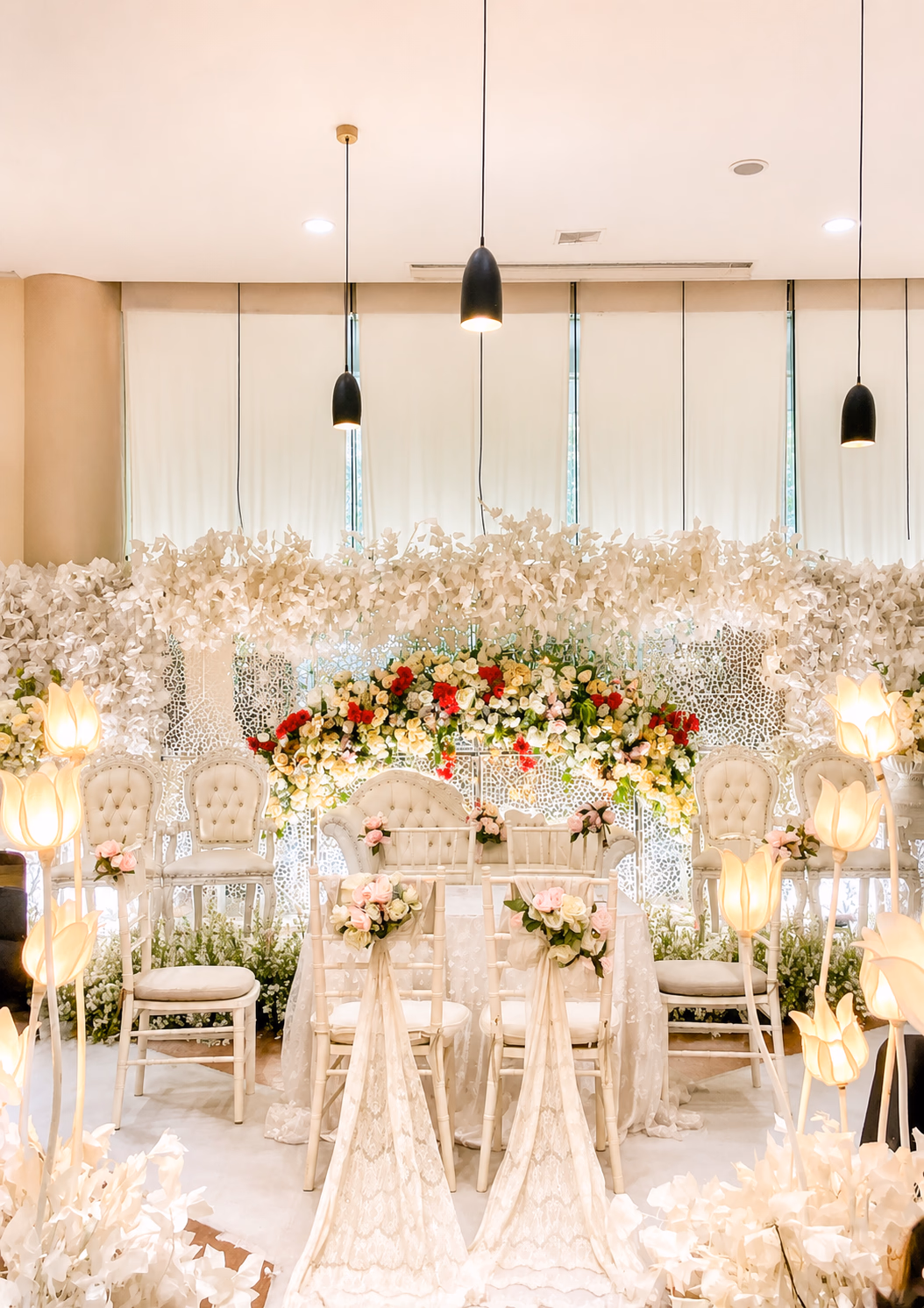 Tamarin Hotel Wedding Stage and Akad Table